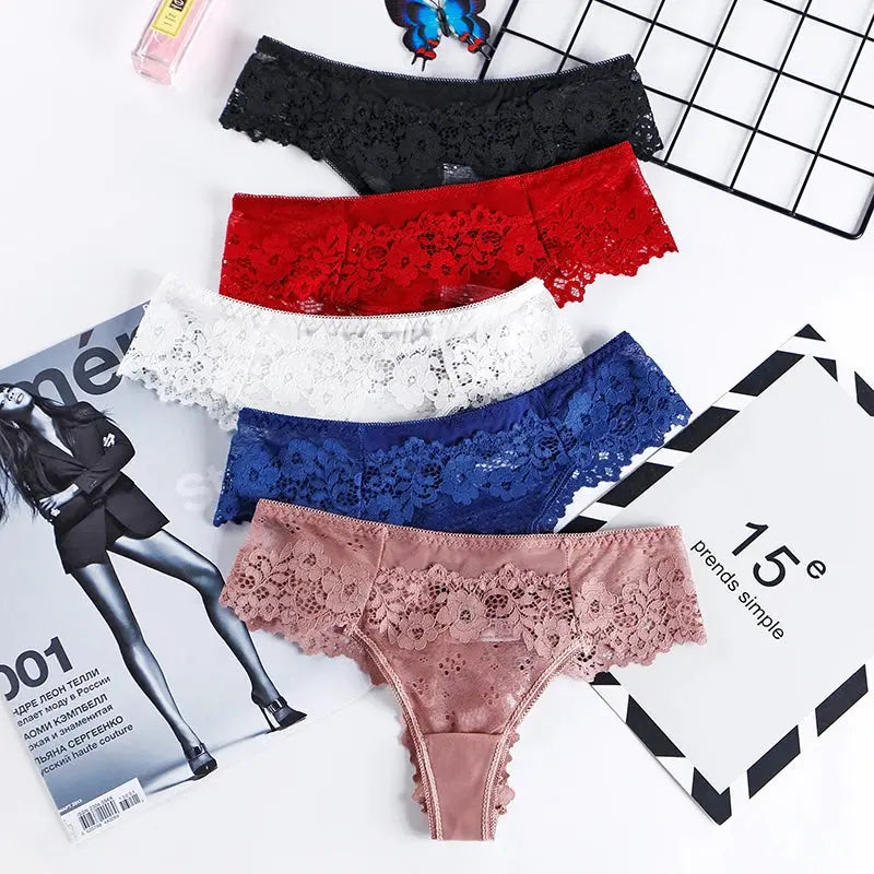 BANNIROU 3 Pcs Sexy Panties For Woman Lingerie Lady G-string Lace FemaSPECIFICATIONSName: Panties For WomenColor: Black,White,Pink,Wine,BlueQuantity: 3 PieceSize: S,M,L,XLStyle: SexyElasticity: ElasticThickness: ThinWholesale: SupportDJohnny TirakJohnny Tirak-string Lace Female Thongs Underwear Ladies Intimates Free Shipping