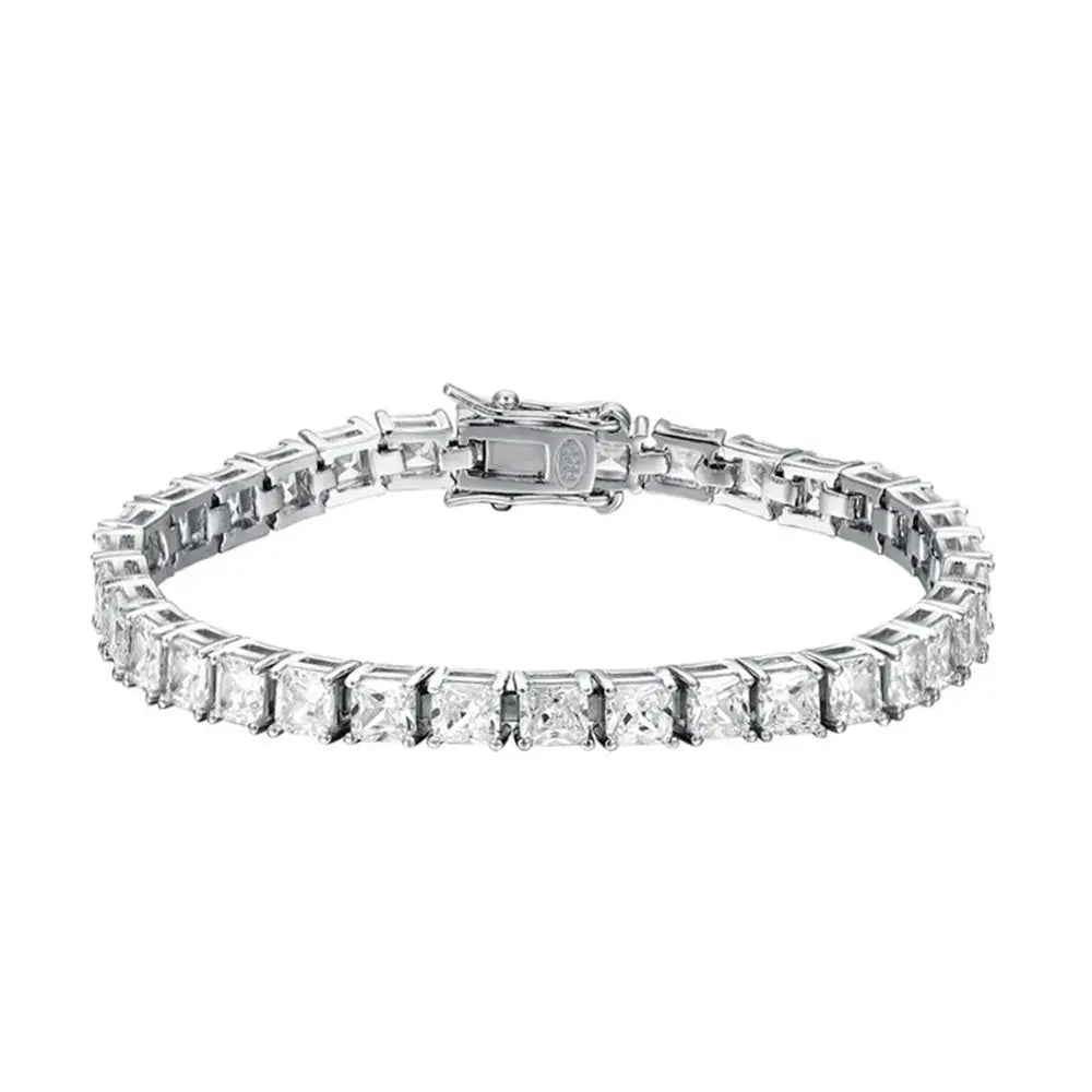 KNOBSPIN 4x4mm Princess Cut Moissanite Tennis Bracelet 925 Pure SilverSPECIFICATIONSBrand Name: knobspinBracelets Type: Chain &amp; Link BraceletsMain Stone: MoissaniteOrigin: Mainland ChinaCertificate: YESItem Weight: 0.4ctMetals TypeJohnny TirakJohnny TirakKNOBSPIN 4x4mm Princess Cut Moissanite Tennis Bracelet 925 Pure Silver Plated 18k